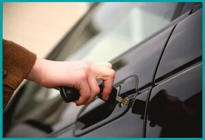 Top Locksmith Services Haverhill, MA 978-272-0761 - 12-unlock-car